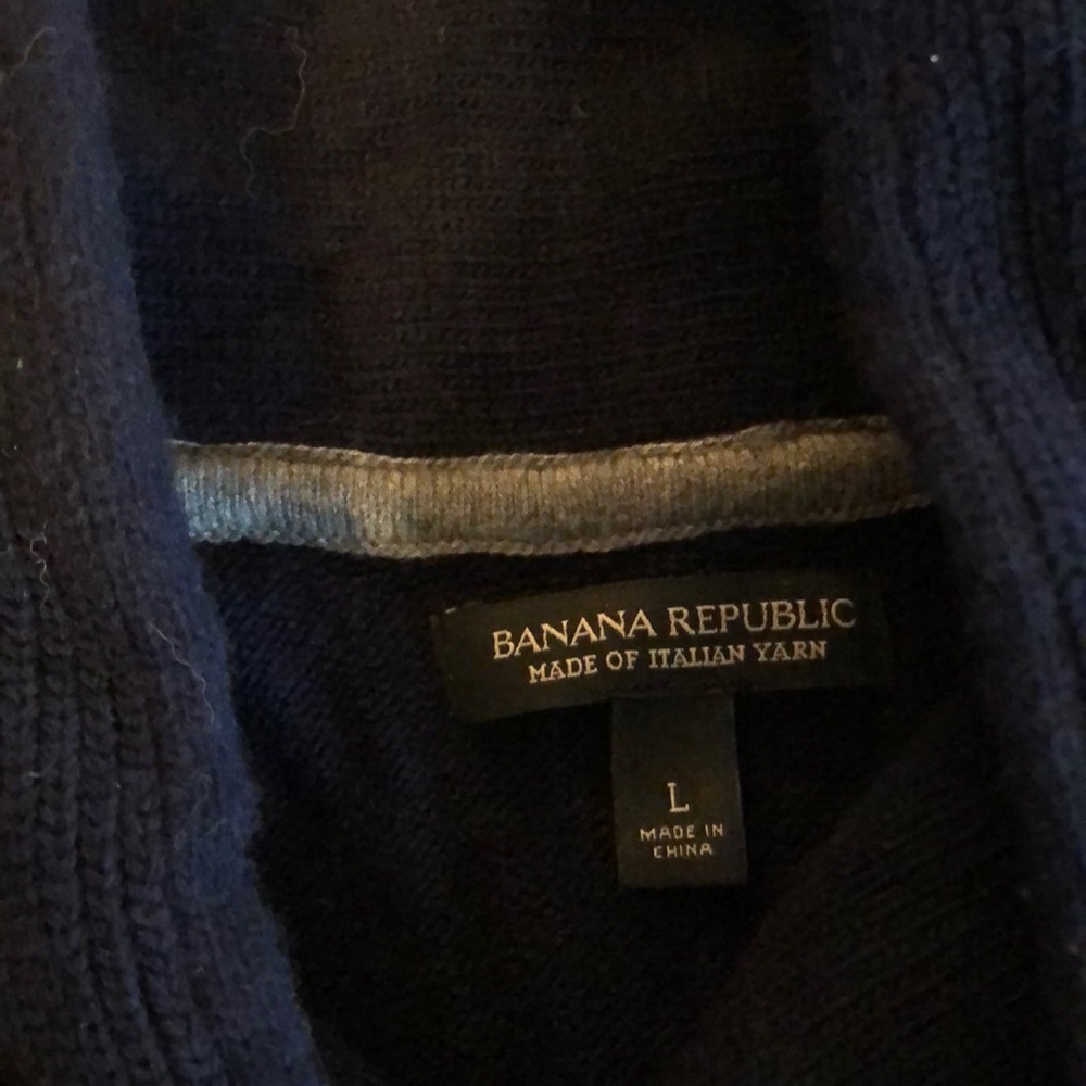 Banana republic sweater used